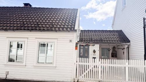 Flekkefjord House | Charming and historic house