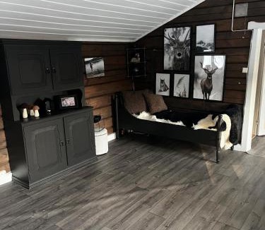 Hemne House | Djupseterveien