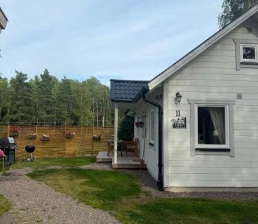 Gnesta House | Charming cottage on Kvegero