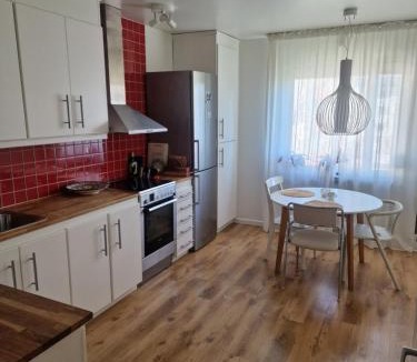 Visby Apartment | Central lägenhet i Visby -4 person inkl parkering