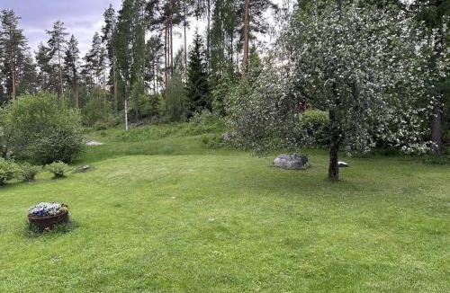 Ruokolahti House | Holiday Home and Sauna Cottage by Lake Saimaa
