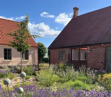 Borrby House | Modern seaside barn