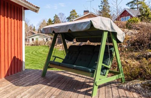 Motala House | Charming Swedish Forest Cottage Motala - Happy Rentals
