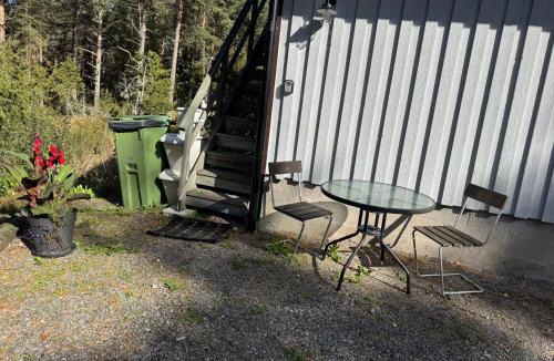 Spiken House | Sjönära boende i Vänerns skärgård
