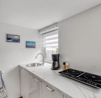 Dyrvik Apartment | Apartment Frøya