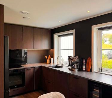 Gravdal Villa | Modern Lofoten Home - 4BR - 8 Guests - 2 Baths