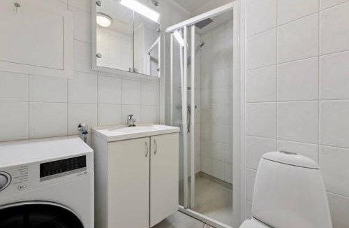 Eidsvoll Apartment | cosy appartment for either couple or single - Near to Airport and 2 min walk to eidsvoll verk station