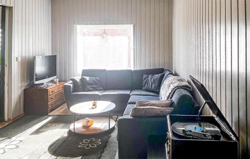 Follafoss House | Nice Home In Follafoss With House A Panoramic View