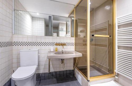 Gothenburg Apartment | Wow Three Bedroom Apartment !