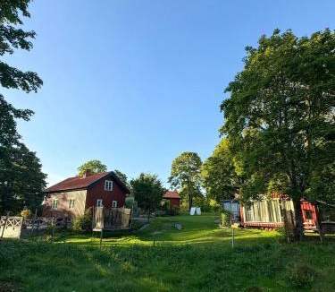 Harryda Municipality House | Guest house on farm near Gothenburg