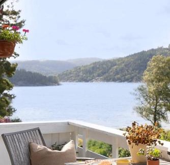 Frogn House | Cottage gem with views of the Oslo Fjord