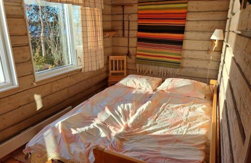Keminmaa Ski Chalet | Villa Selma cottage on the shore of Kemijoki with a wood-fired sauna