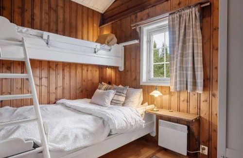 Trysil Ski Chalet | TH616 Trysil Ski-in/out | 6 BR | Sauna