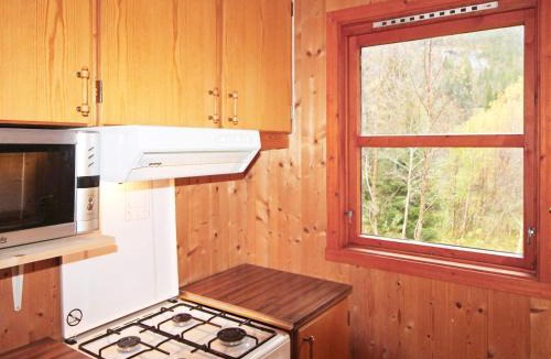 Naeroy House | 4 person holiday home in Foldereid