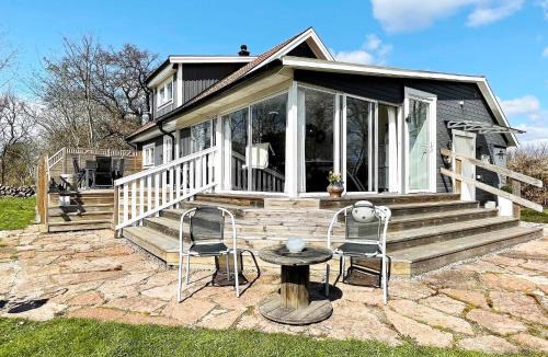 Farjestaden House | 4 star holiday home in FäRJESTADEN