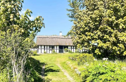 Degeberga House | Timber Cottage with Rustic Charm