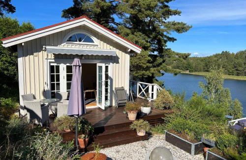 Skalsmara House | Lakeside Cabin with Panoramic Views
