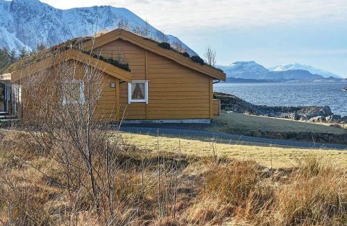 Aukra House | 6 person holiday home in Aukra