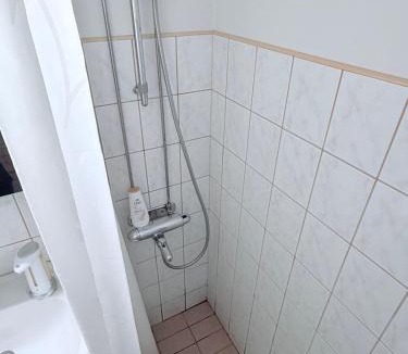 Kemi Apartment | Entire apartment right next to the bus and train station