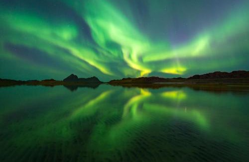 Klakksjorda House | Arctic Retreat, Whales, Northern Lights & Lofoten