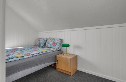 Klakksjorda House | Arctic Retreat, Whales, Northern Lights & Lofoten