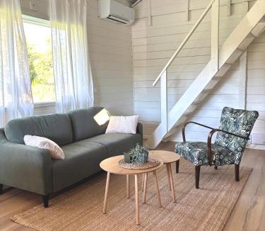 Kode House | Cozy cottage near the sea and nature