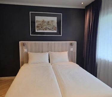 Leirvik Apartment | Cozy apartment with short distance to Aker and the city center