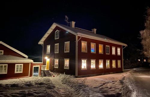Jarvso Villa | Per-Anders En unik Hälsingegård i Järvsö