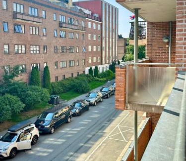 Majorstua Apartment | Majorstuen apt with balcony & bedroom