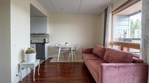 Itainen District Apartment | Modern Canal-Side Retreat - Sauna & Huge Balcony