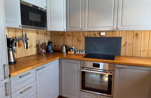 Oystre Slidre House | Cozy Cabin With Ski Trail Access