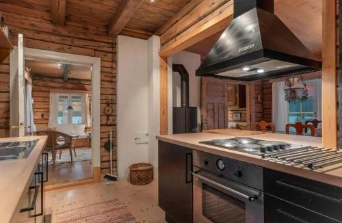 Sor-Aurdal House | Exclusive wilderness stay with private shoreline