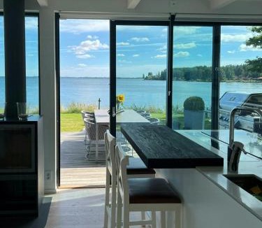 Vadstena House | Villa With Lake View Over Vättern In Vadstena