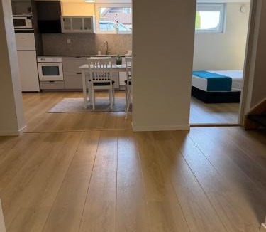 Vimmerby Apartment | Mysig lägenhet nära Astrid Lindgrens Värld