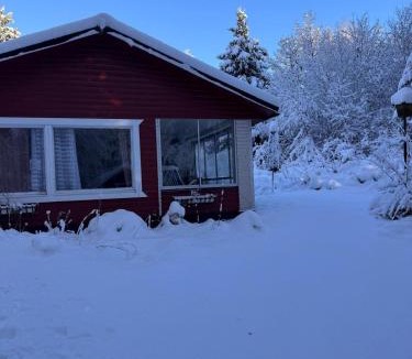 Horby Villa | Red forest cottage in Södra Rörum - Skåne