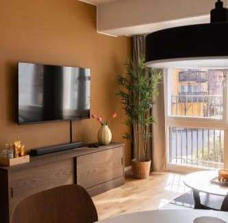 Vasteras Apartment | Guestly Homes - Central Premium Suite 1BR