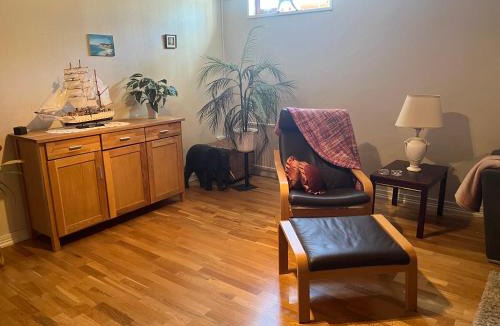 Aby Apartment | Egen lägenhet i villa - Åby centrum