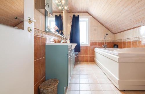 Bostad House | House in Lofoten close to nature