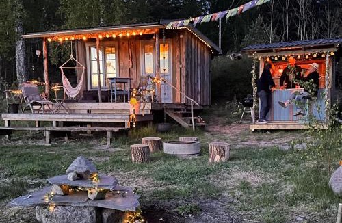 Lillykyrka Cabin | Vista Vibes Glamping