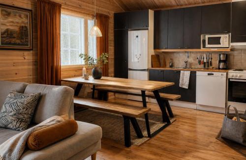 Yllasjarvi Ski Chalet | Riekonpesä Incl Ski service room, Sauna, WiFi,Fireplace, firewood,