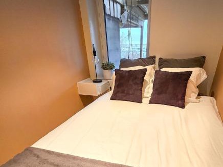 Fagerstrand Apartment | Cozy Beachfront Apartment with Stunning Views