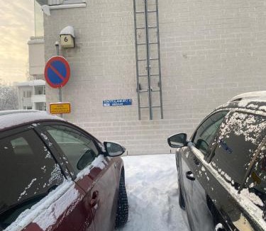 Ylamylly Apartment | Yksiö autopaikalla, Niinivaara
