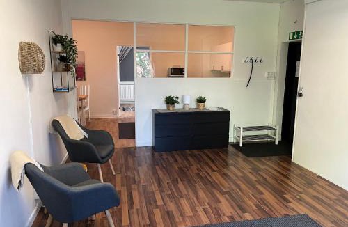 Fylsta Apartment | Trevlig lägenhet centralt i Kumla
