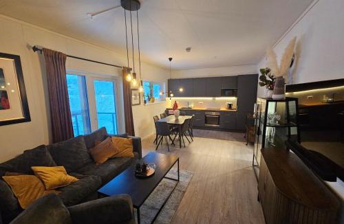 Svolvaer Apartment | New Modern Apartment With Garage