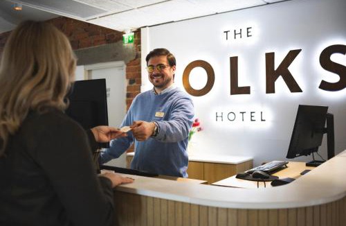 Keskinen District Hotel | The Folks Hotel Konepaja