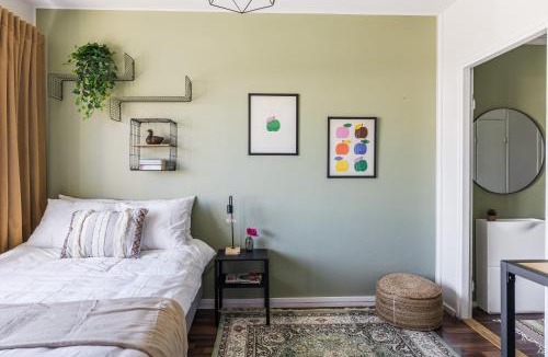 Helsinki Apartment | Peaceful & Bright Studio with Balcony in Green Etelä-Haaga
