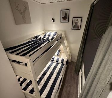 Undenas House | Premium Stuga, Near Göta Canal & Tiveden National Park