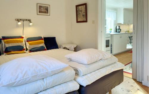 Mullsjo House | Amazing Home In Mullsjö With Wifi