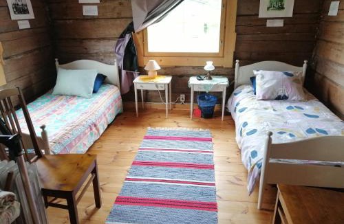 Valtimo House | Yläpihan Tila