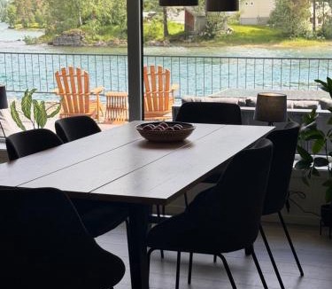 Stryn Apartment | Modern lakefront apt with view - EV plug